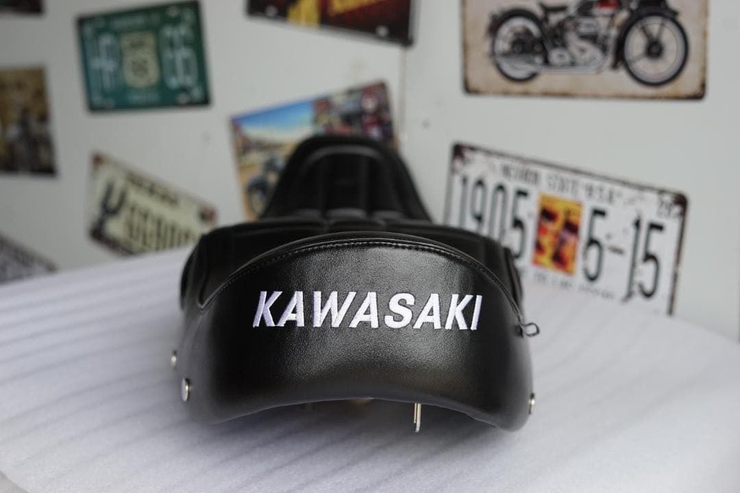 ［セール中］z900rs　シート　Javimotor　　TYPE 2　新品