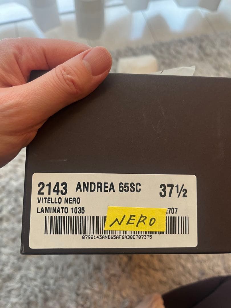 ペリーコ　24.5㎝　6㎝ヒール　黒パンプス