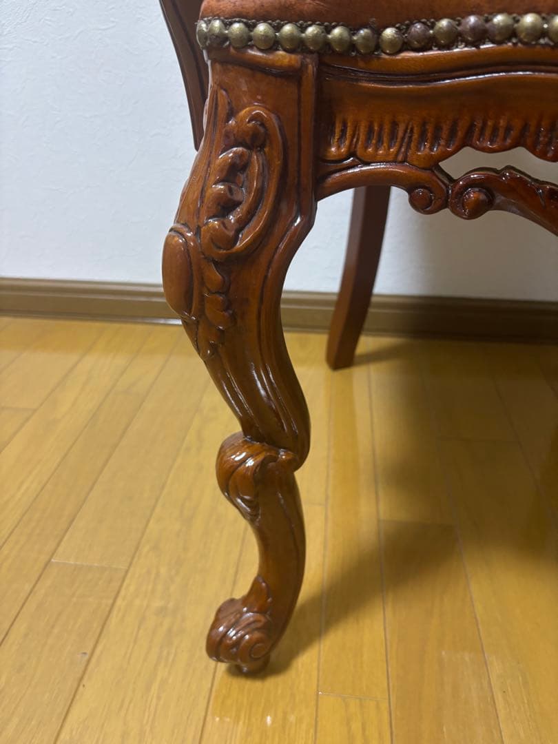 本日限定価格！革張アンティークチェア 肘掛け付 古録展 送料無料