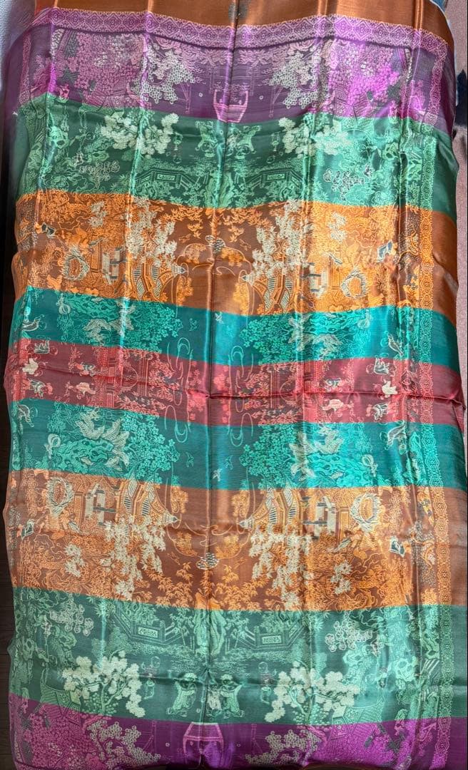 清末蘇州繍—五彩古絹両面刺繍唐子吉祥文様緞通織り