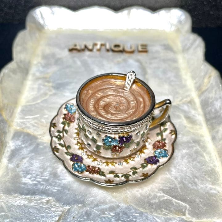 レトロ漆器★アンティーク小物入れ(ティーカップ)