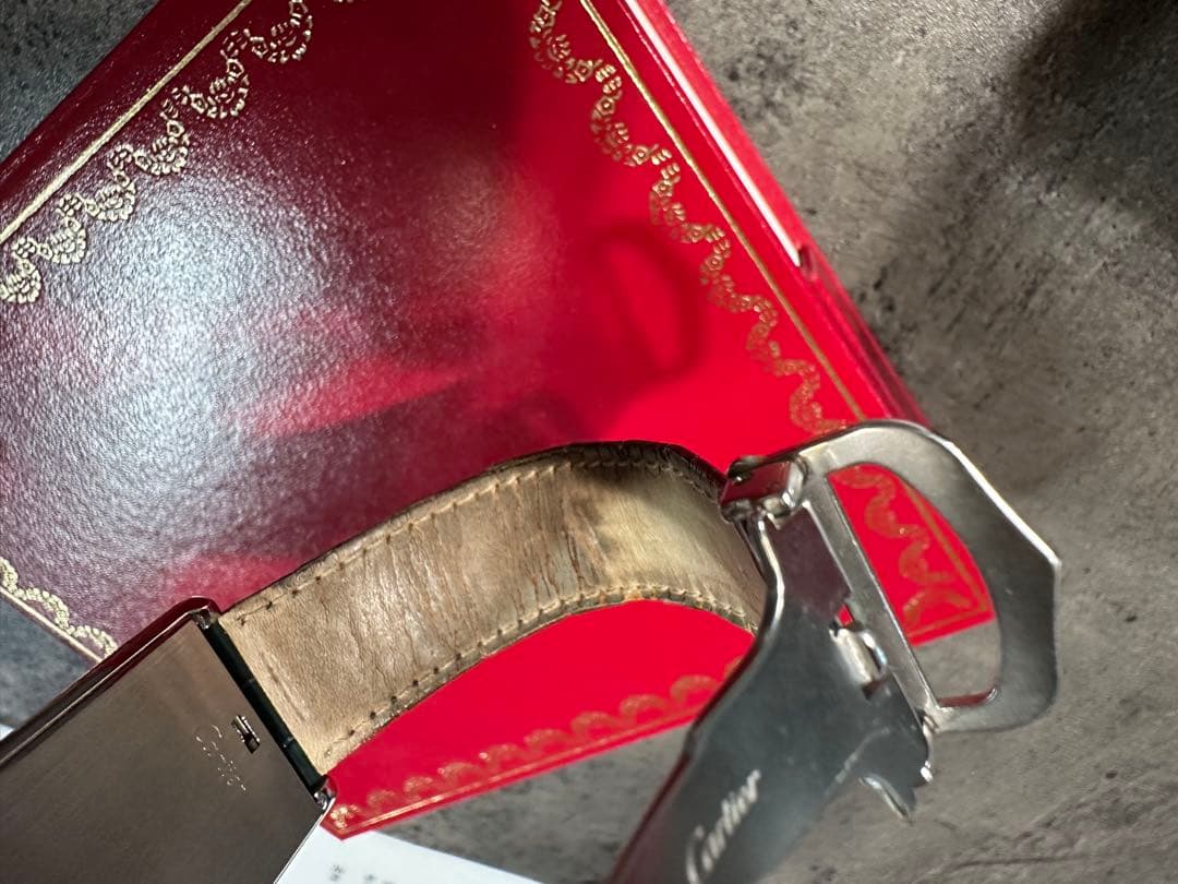 カルティエ　Cartier タンク　バスキュラント