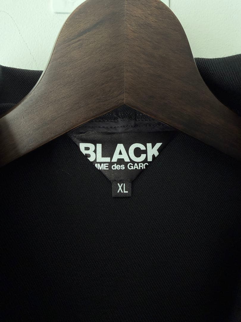 BLACK Comme des Garçons ウールパーカー