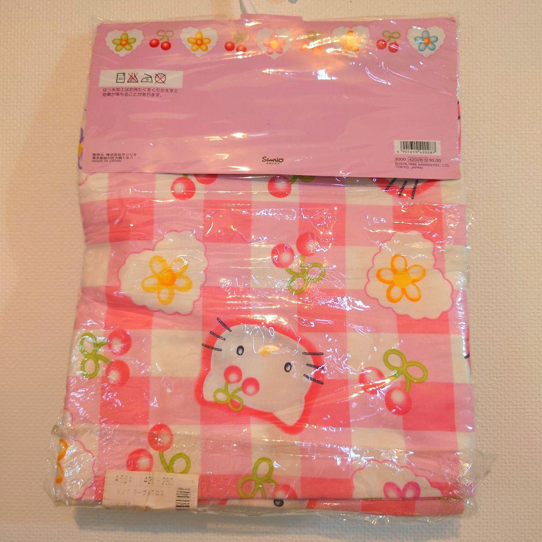 ば*ん様 ハローキティ　テーブルクロス　さくらんぼ　カオハナ　レトロ　平成　19