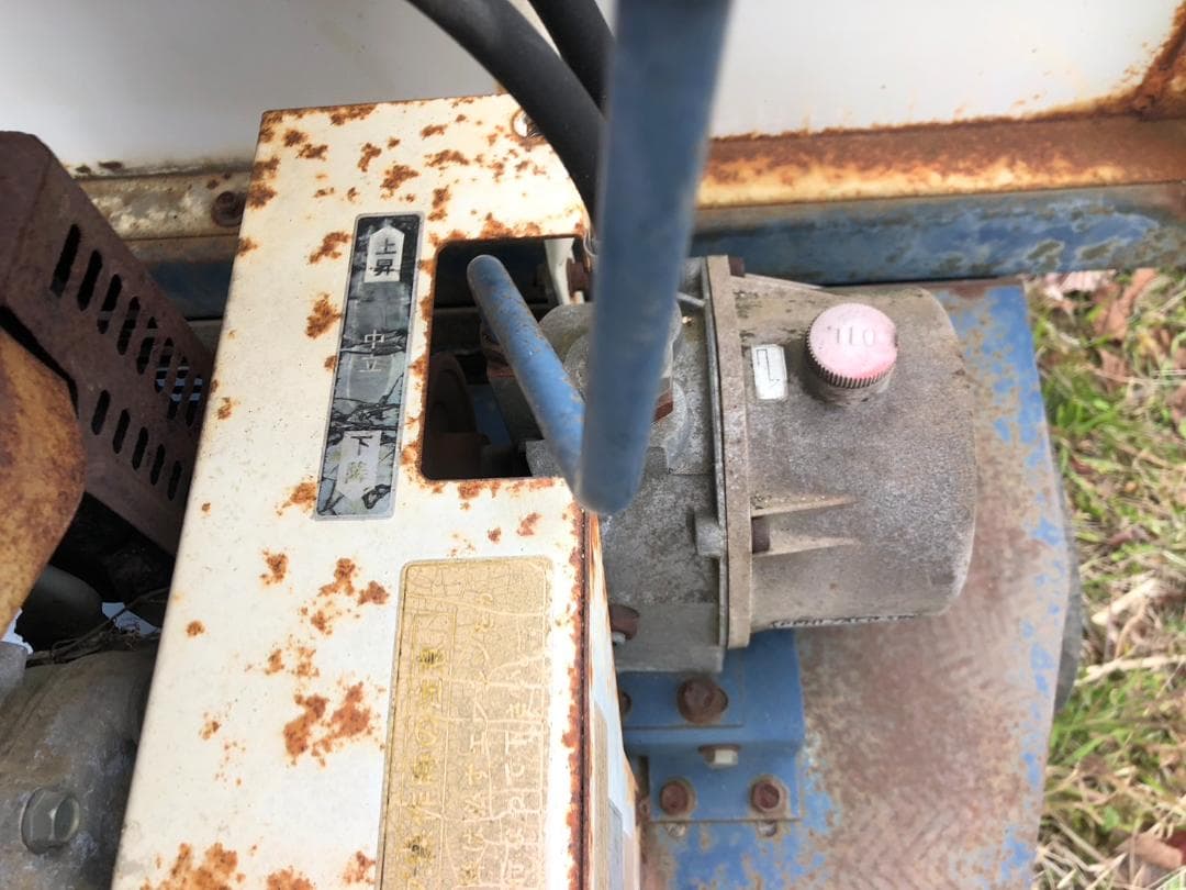 筑水キャニコム 運搬車 BFC612 油圧ダンプ