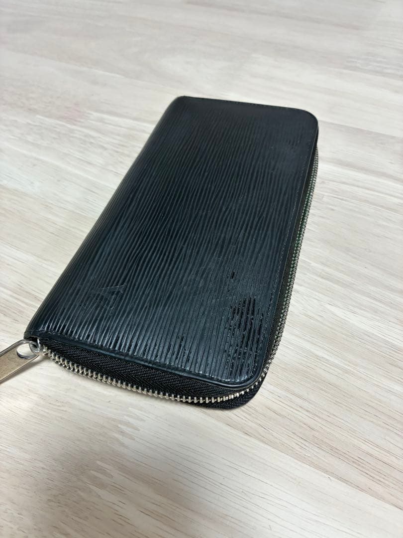 テイラー　ルイヴィトン ジッピーウォレット ブラック ラウンドファスナー