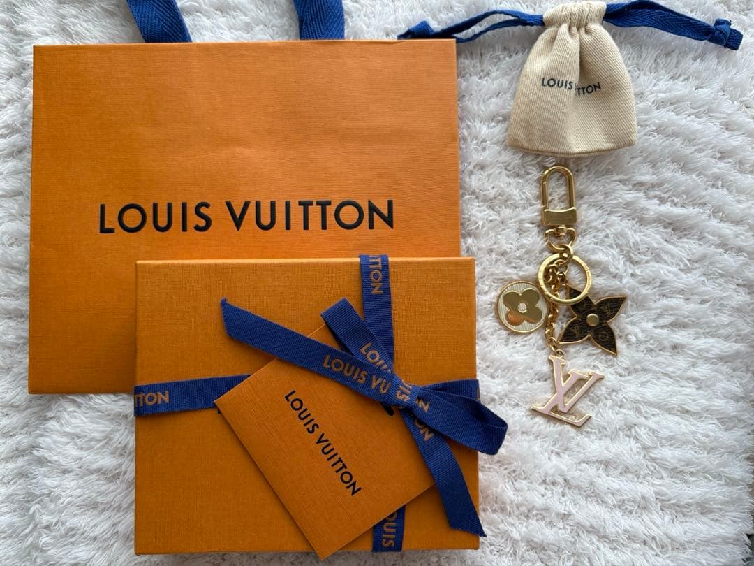 【即日発送】Louis Vuitton キーホルダー・スプリングストリート