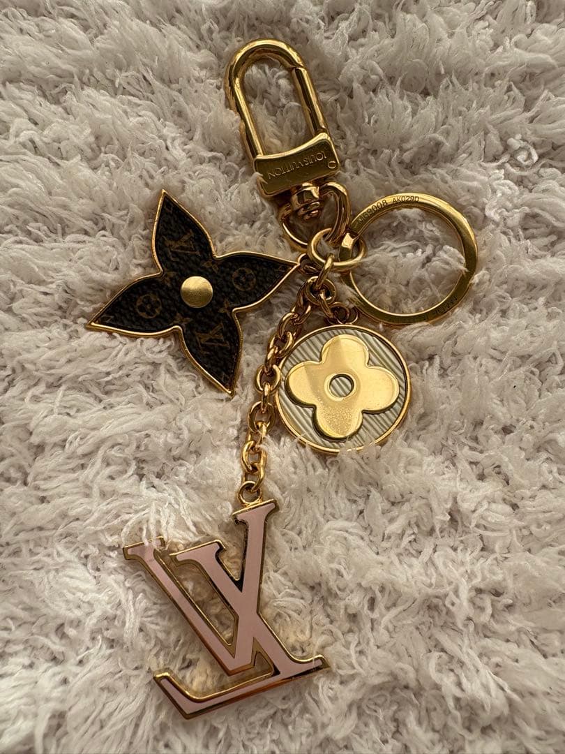 【即日発送】Louis Vuitton キーホルダー・スプリングストリート