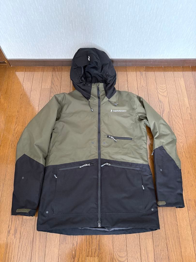 Peak Performance 　スキーウェア　GREY HAWK Mサイズ