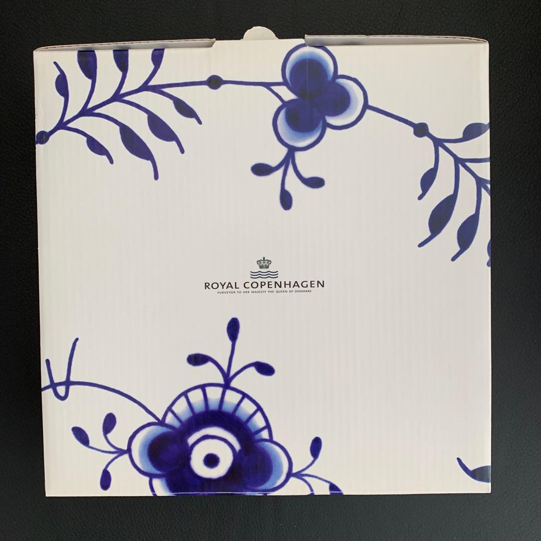 【新品未使用】ロイヤルコペンハーゲン　ブルーフルーテッドメガ　プレート2枚セット