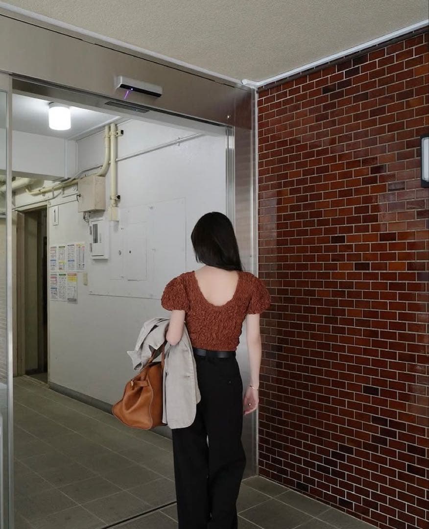 【CLANE 】 W FACE SHIRRING TOPS BROWN