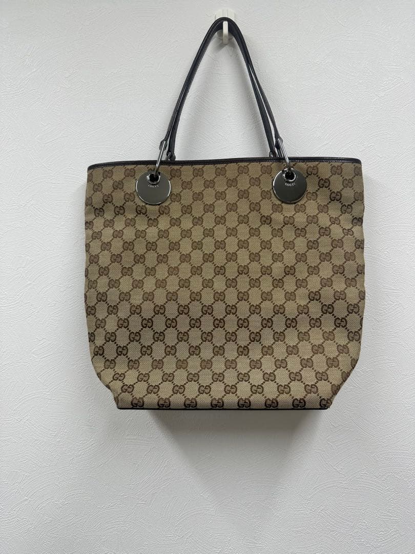 GUCCI ロゴデザイン　GG キャンバストートバッグ ベージュ