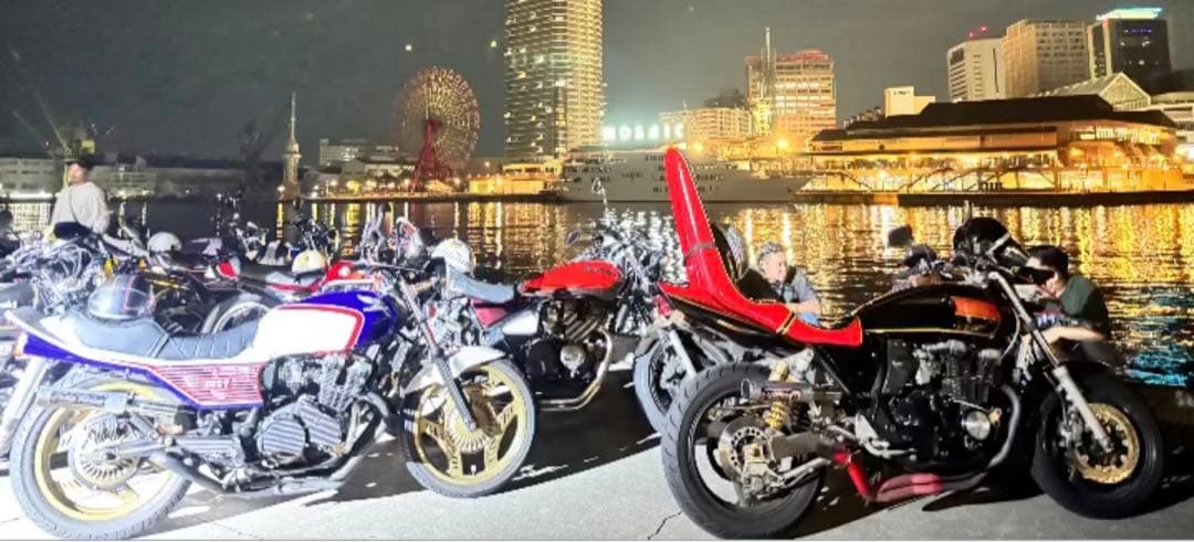 xjr400 4HM 3段シート　即購入可　値下げ不可