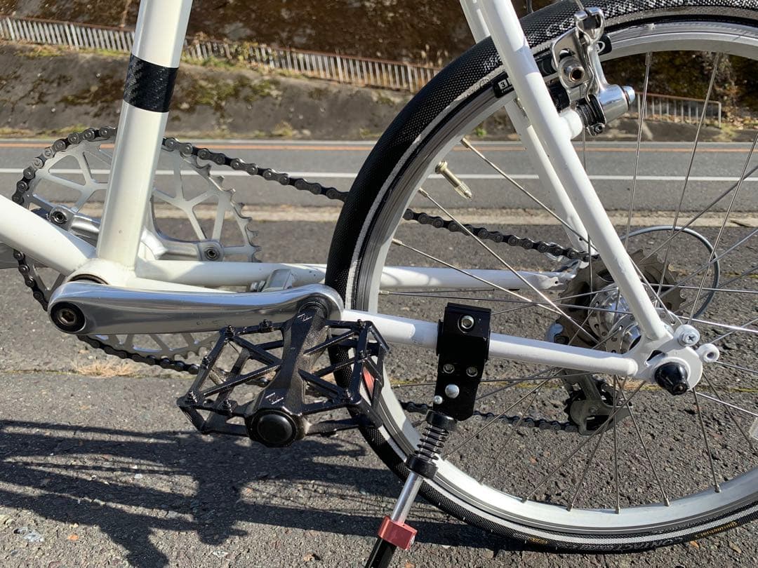 【即乘】送料無料BRUNOミニベロ小径車 ロードバイクSHIMANO 8速 20