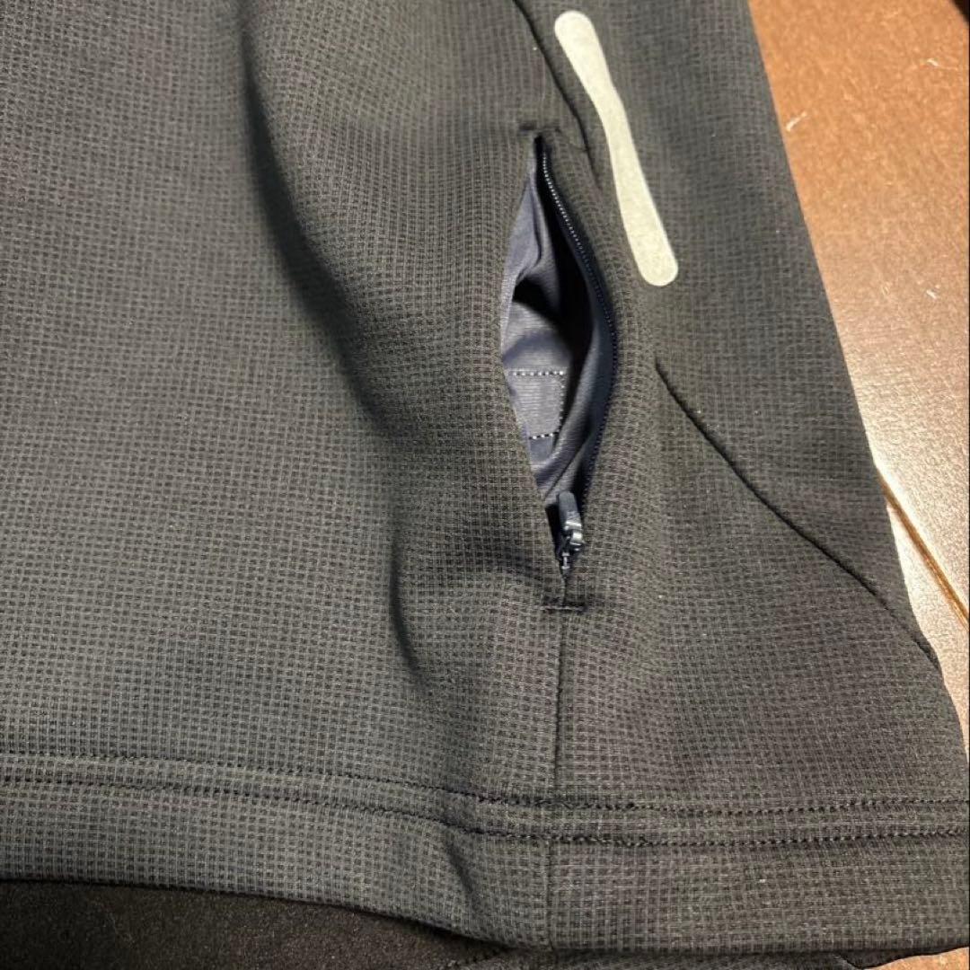 パーリーゲイツPGGストレッチダンボール裏起毛モックネックブラックサイズ5