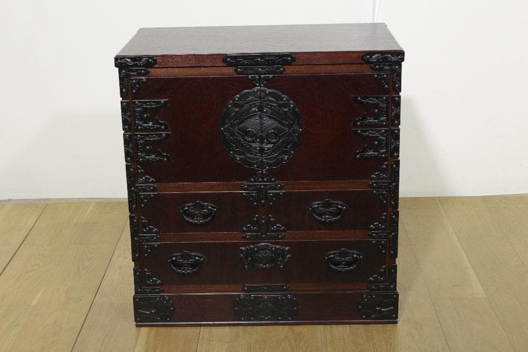 岩谷堂箪笥★桜木作★飾台２号★伝統工芸★