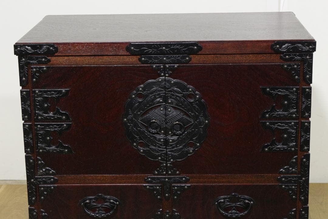 岩谷堂箪笥★桜木作★飾台２号★伝統工芸★