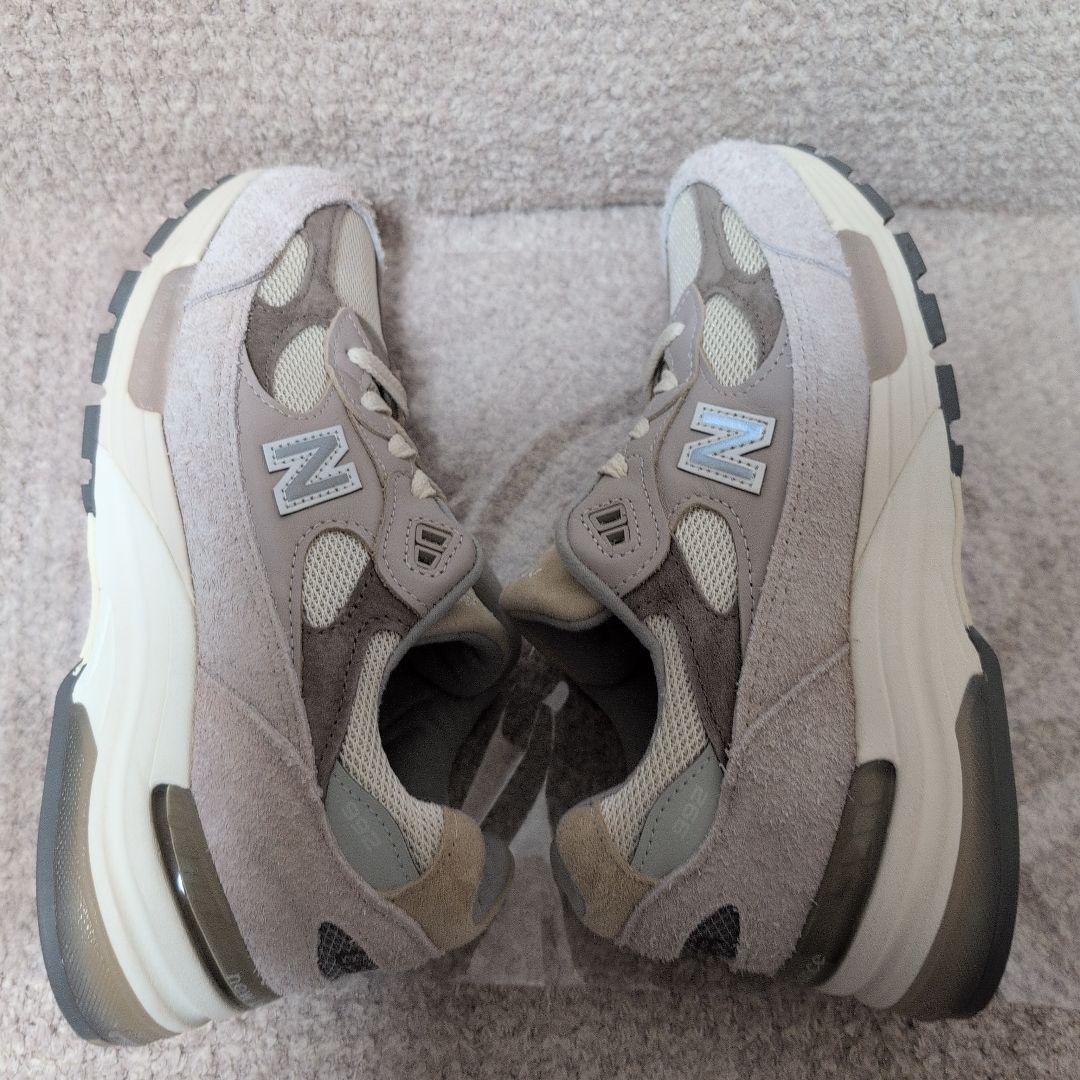 Penpen　New Balance 992 ムーンロック/マッシュルーム