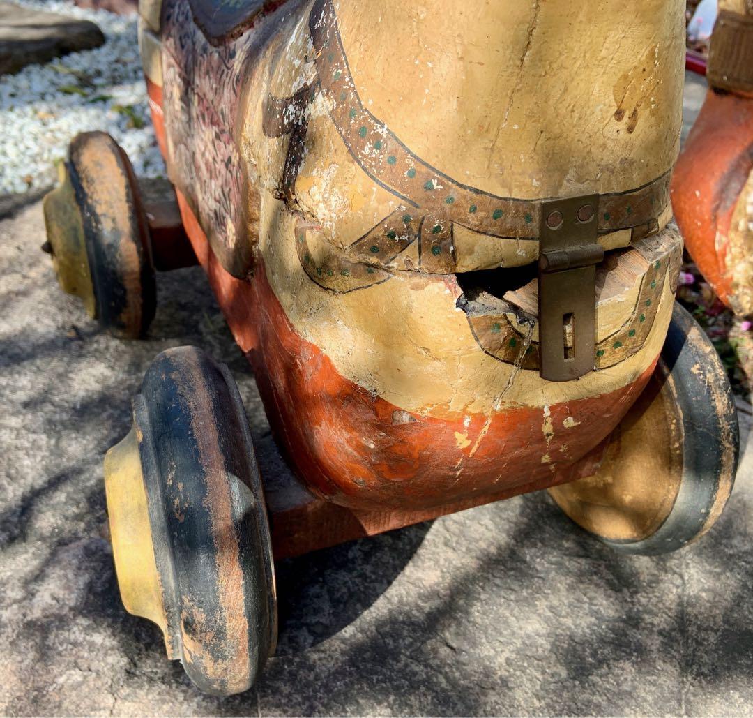 おもちゃの木馬　ヴィンテージ　アート　アンティーク風　古美術　インド　サーカス