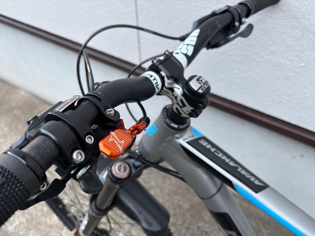 GT AVLANCHE ELITE　里山トレイル、DH用に各部強化済み、予備品有