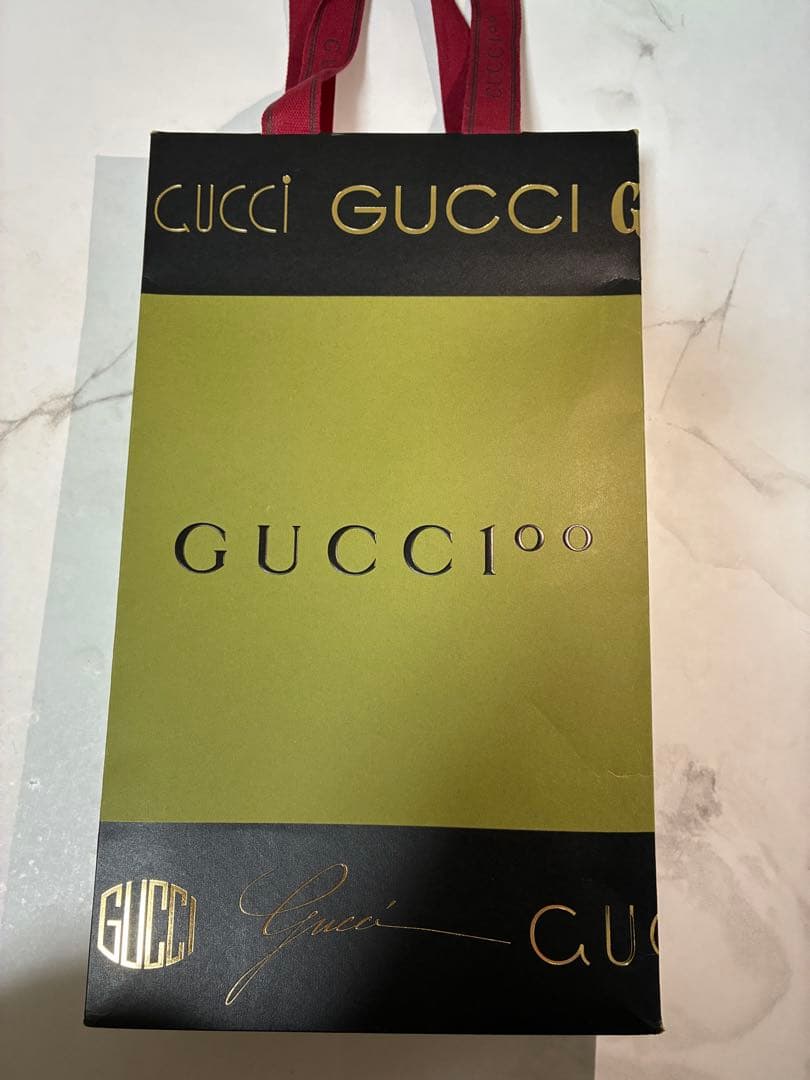 ✨「美品」✨GUCCI 蛇刺繍 二つ折り財布