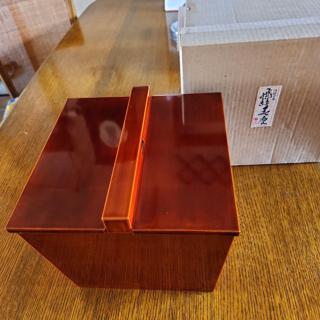 飛騨春慶塗り水指