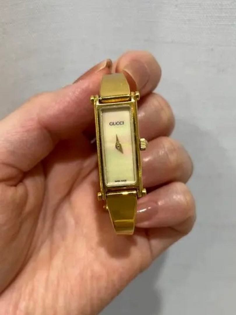 GUCCI 1500L ゴールド クォーツ腕時計