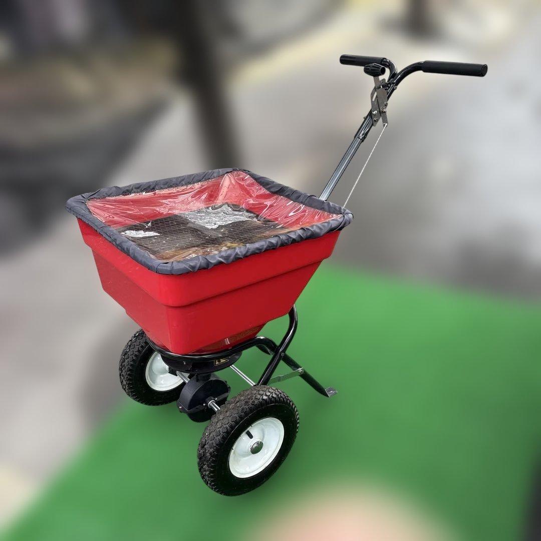 肥料散布機 ！2輪タイプ 調整可能ハンドル　持ち帰りできる方限定！