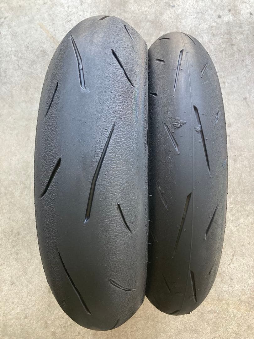 中古　ダンロップ　α13 sp H 前後　2023製　110/150-m1