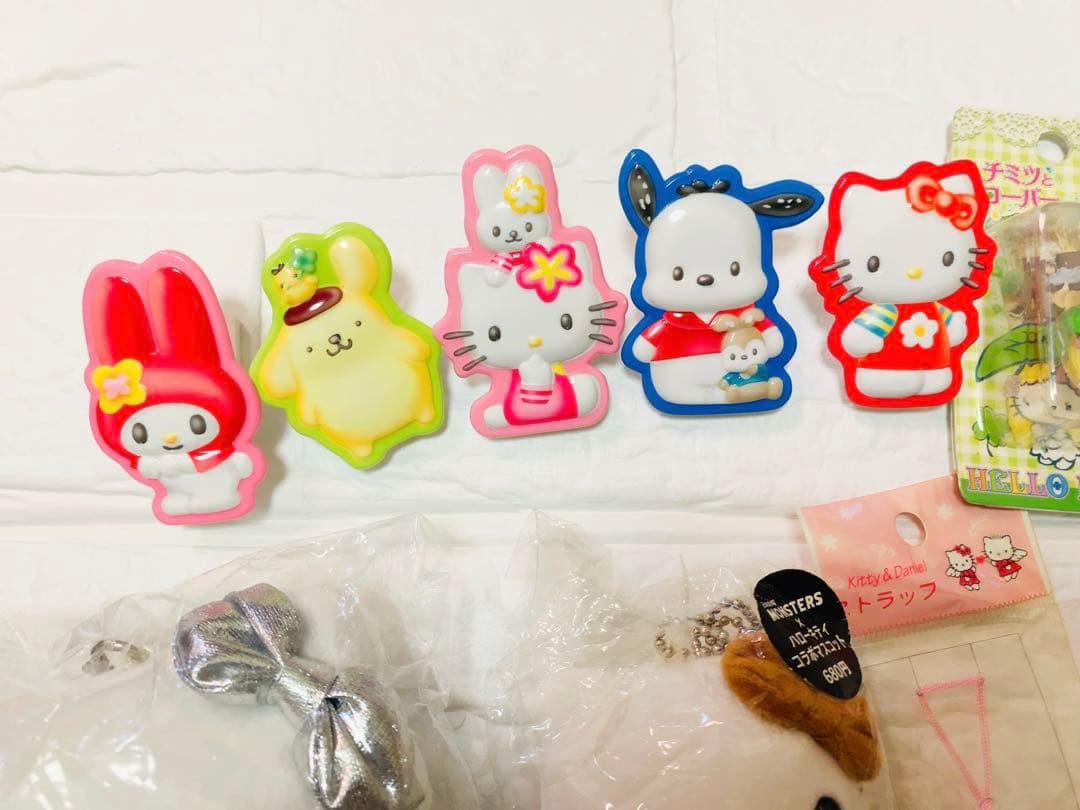 d*3様 ☆レア☆ ハローキティ ぬいぐるみ　ストラップ　メモ　ポストカード等