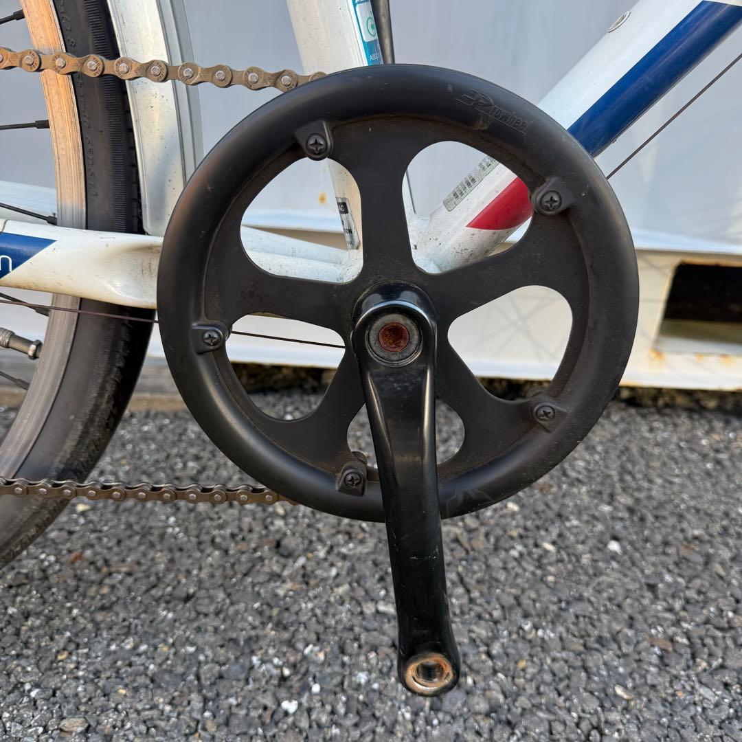 クロスバイク momentum 身長165-180cm 7段変速