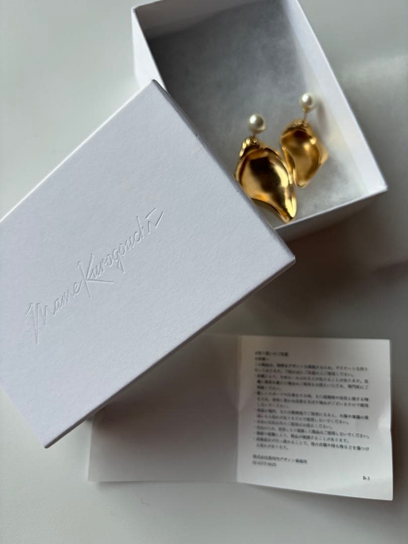 アクセサリー Mame Organic motif Brass Earrings