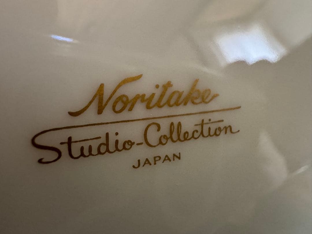 ノリタケスタジオコレクション金彩瑠璃色皿21㎝5枚セットSakuraです！