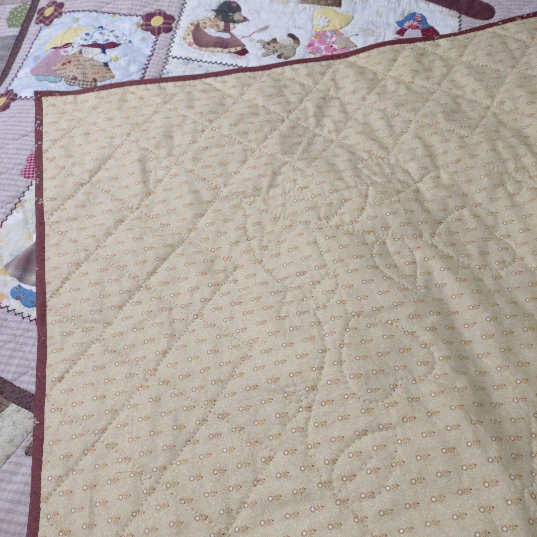 ハンドメイド　パッチワークベッドカバー