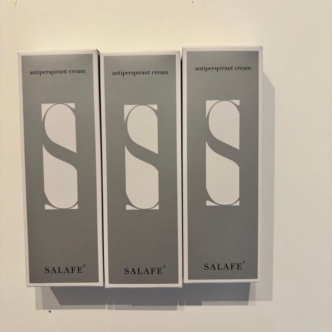 【新品未開封】　SALAFE サラフェプラス　制汗30g 薬用制汗クリーム