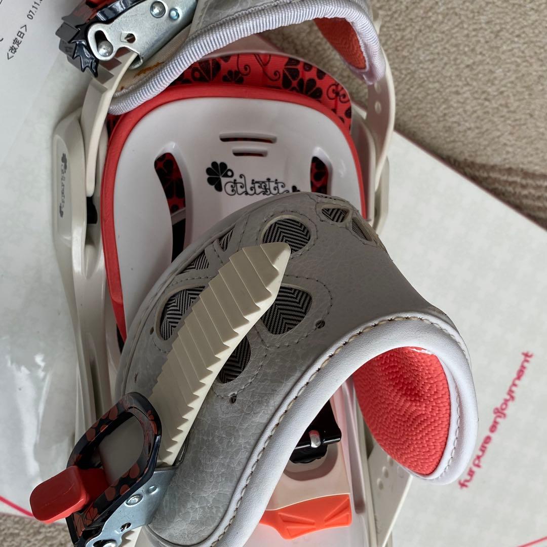 142 未使用　ドット柄　初級　スノーボード　板　SALOMON ビンディング