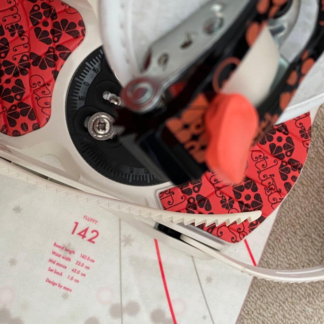 142 未使用　ドット柄　初級　スノーボード　板　SALOMON ビンディング