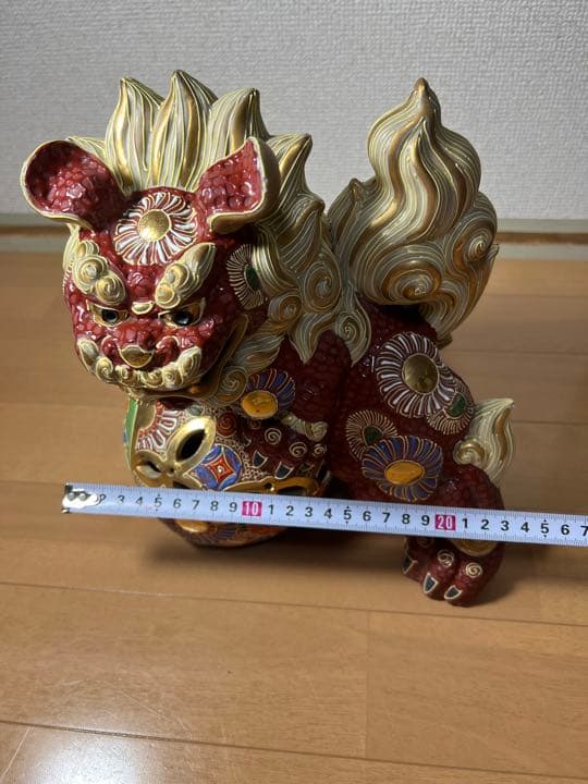 561  九谷焼 　色絵金彩獅子　玉乗唐唐獅子狛犬シーサー 魔除け　置物
