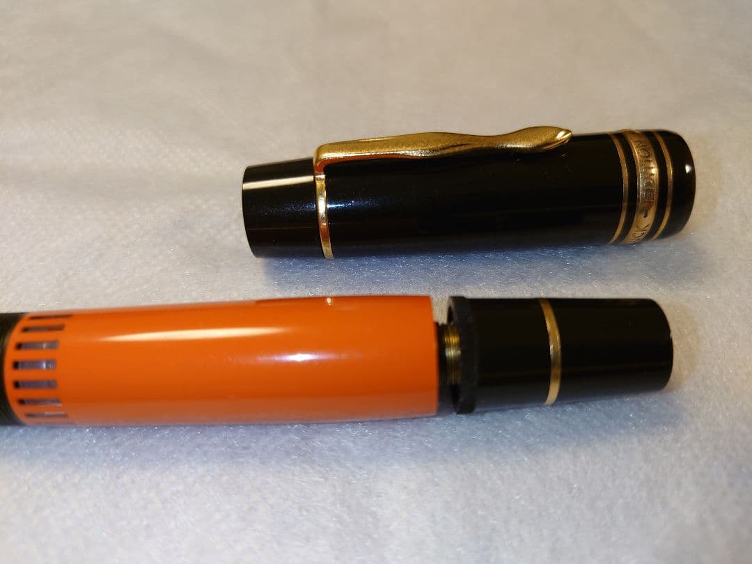 MONTBLANC モンブラン 万年筆 作家シリーズ1992年 ヘミングウェイ