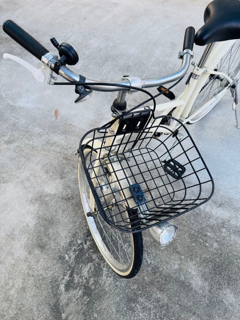 福岡発 白系 自転車 軽量 通学 通勤 家庭用 22インチ ママチャリ