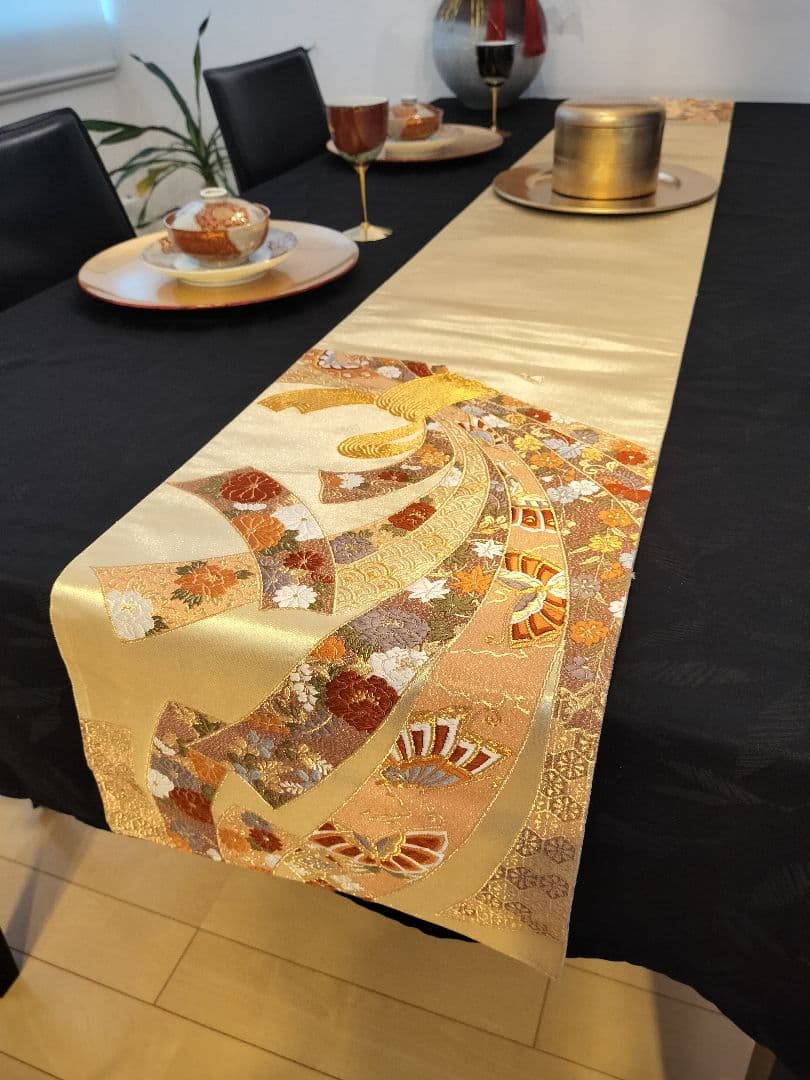 A929逸品‼️全通箔‼️組紐リボン‼️ひな祭り‼️テーブルランナー2m24cm