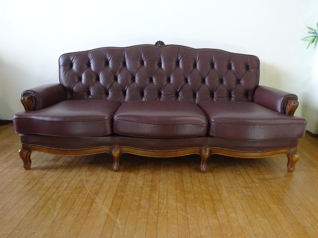 澤村　カリモク　　本革　鋲打ち　猫脚　トリプルソファ　3Pソファ　美品　②