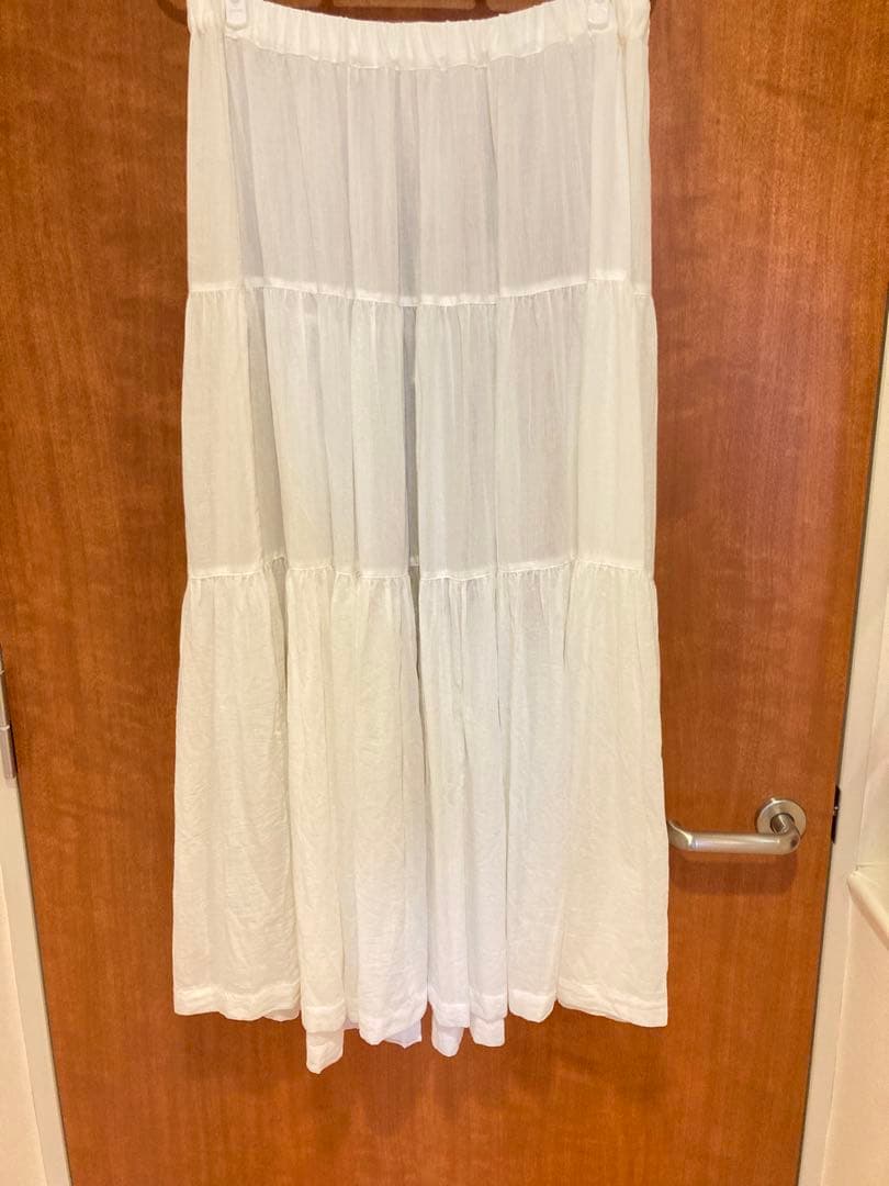 2026年春物新作 1回着用 プリスティン カルゼティアードスカート