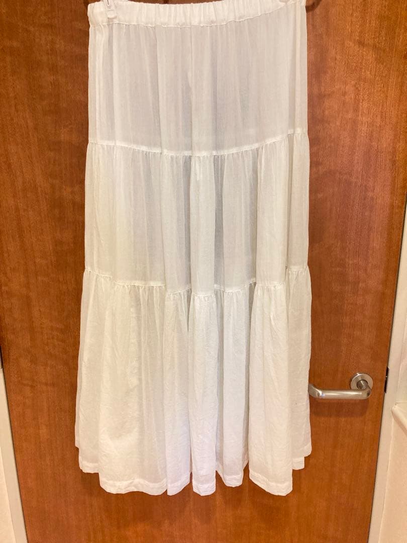 2026年春物新作 1回着用 プリスティン カルゼティアードスカート