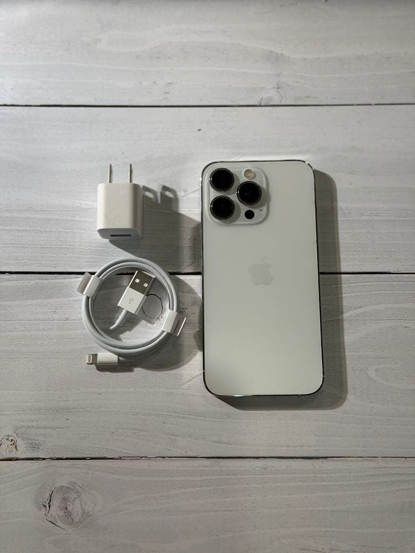 Apple iPhone 13 Pro 512GB充電器付き