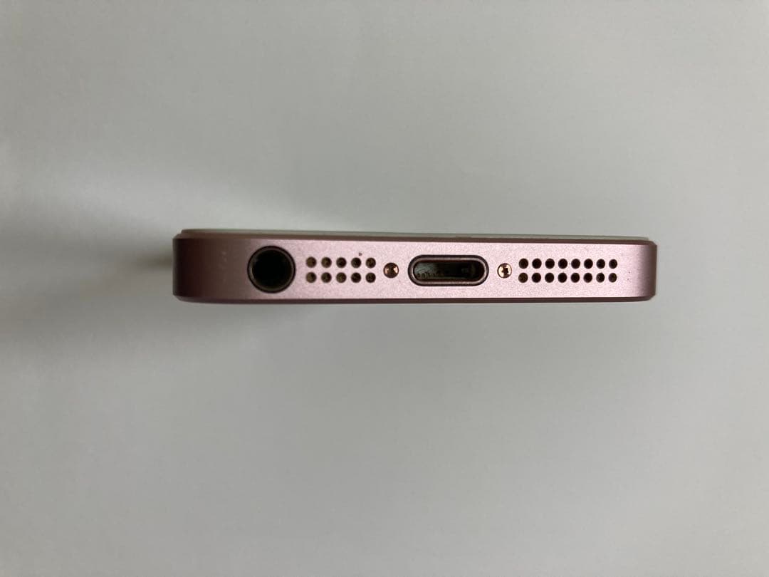 iPhone SE 初代 128GB SIMフリー 初期化済