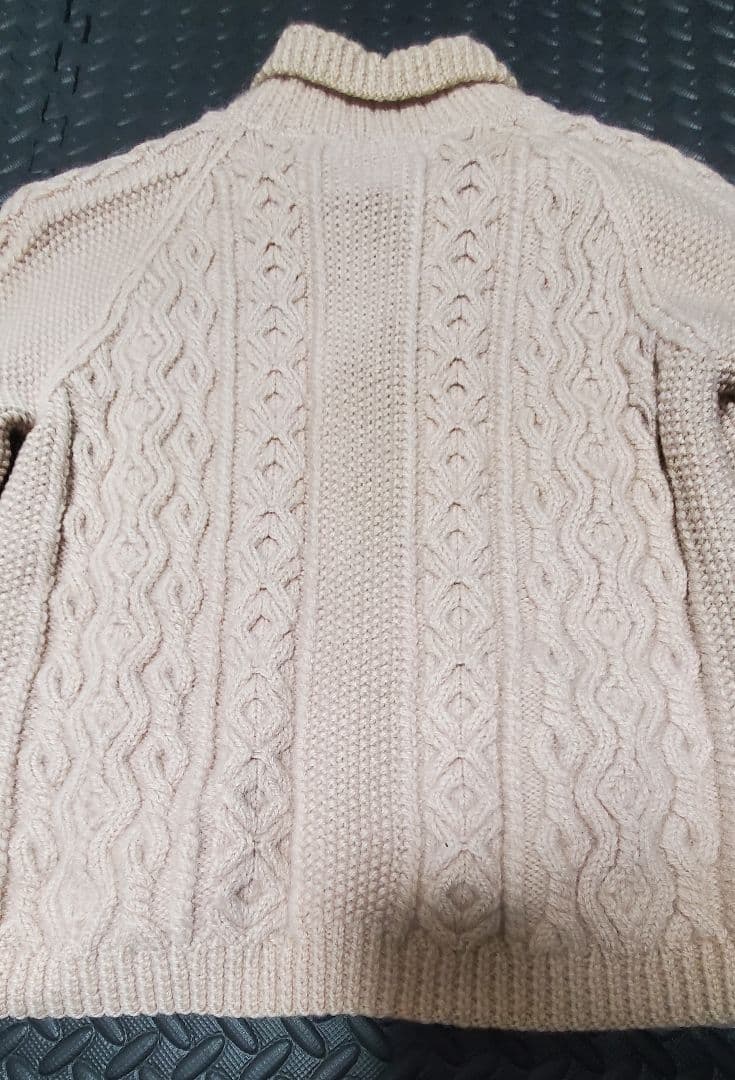 インバーアラン 3A 襟付きフルボタンカーディガン スコットランド製