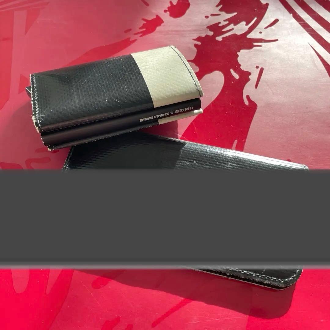 フライターグ　ウォレット　ブラック　黒　財布　カードケース　小銭入れ　black