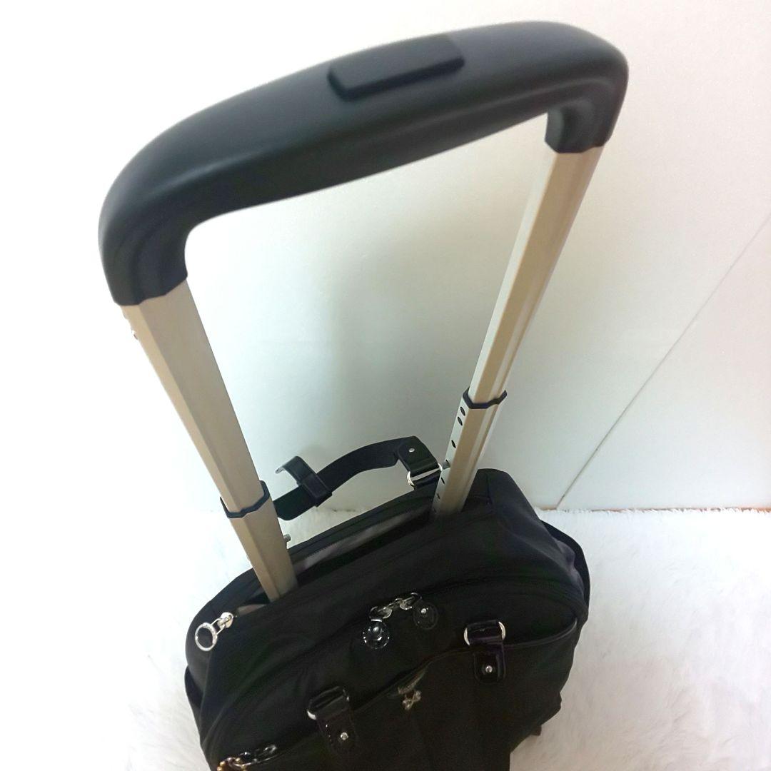 ✨極美品✨カナナ プロジェクト キャリーバッグ 機内持ち込み 21L チャーム付