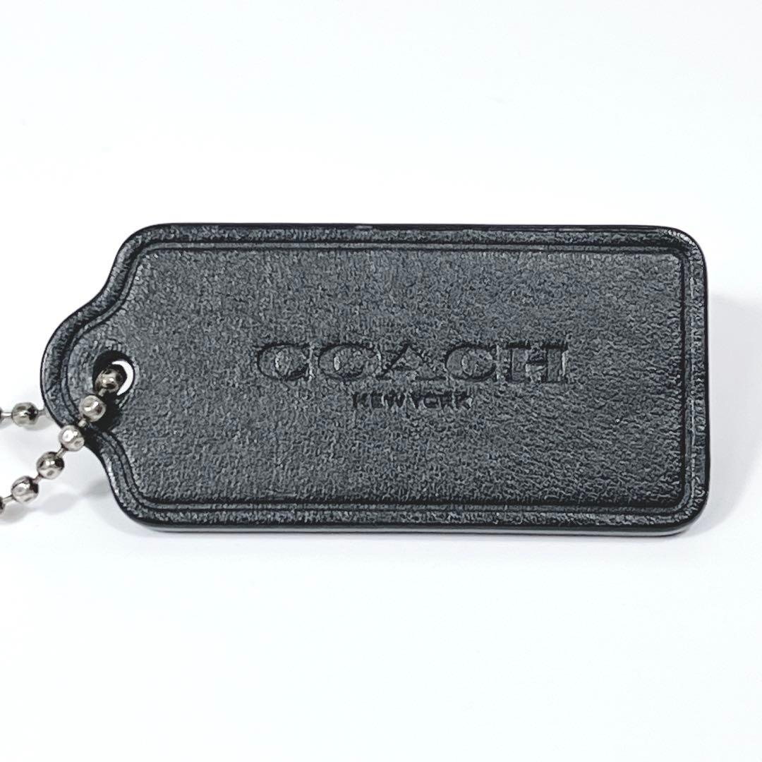 COACH コーチ ワンショルダーバッグ ロゴ型押し 大容量 パンチング 白